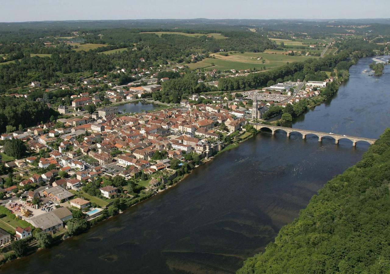 La Ferme De Bousserand Pontours Exteriör bild